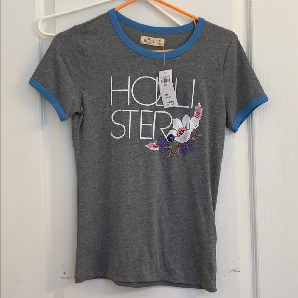 Hollister T-Shirt